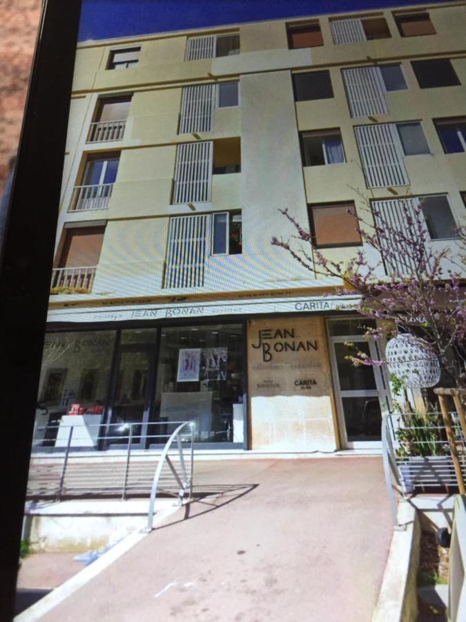 200m de la plage ,3mn du port à 50m du centre ville Carry-le-Rouet Exterior foto